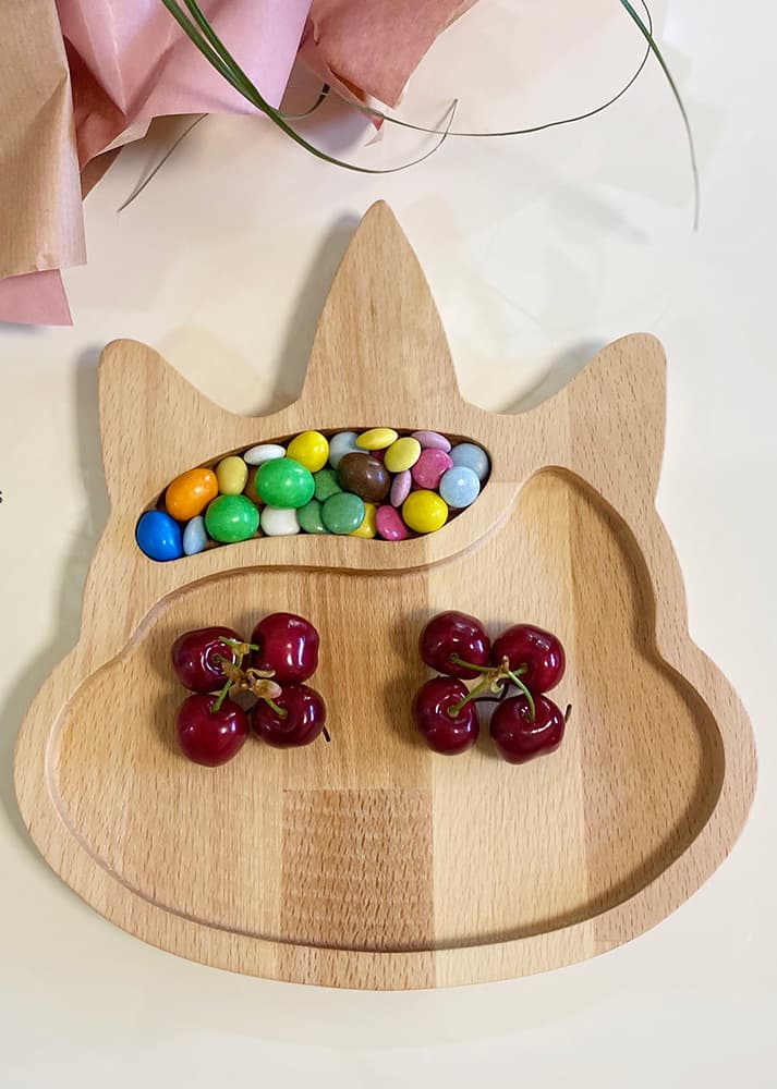 Daska od drveta bukve u obliku jednoroga