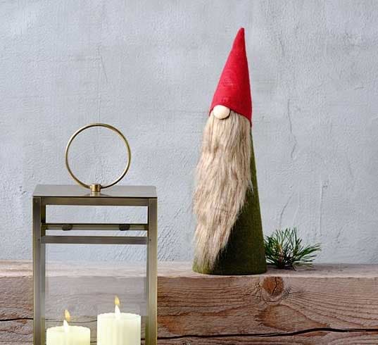 Novogodišnji patuljak sa bradom V42cm