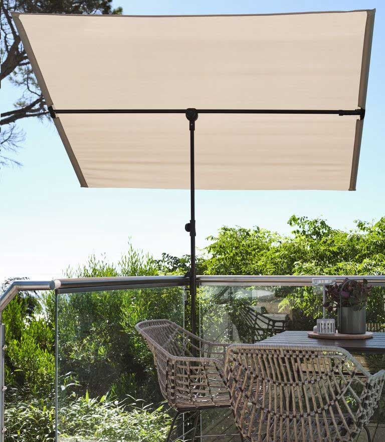 Mobilna tenda sa podesivim nagibom