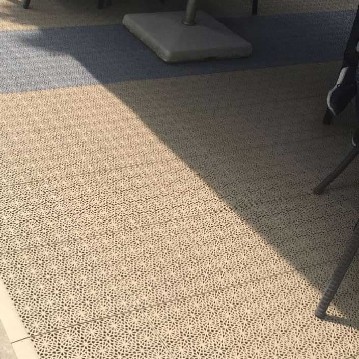 Podna obloga velike nosivosti za spoljnu upotrebu 1m2 7kom. Bergo XL Cedar Wood