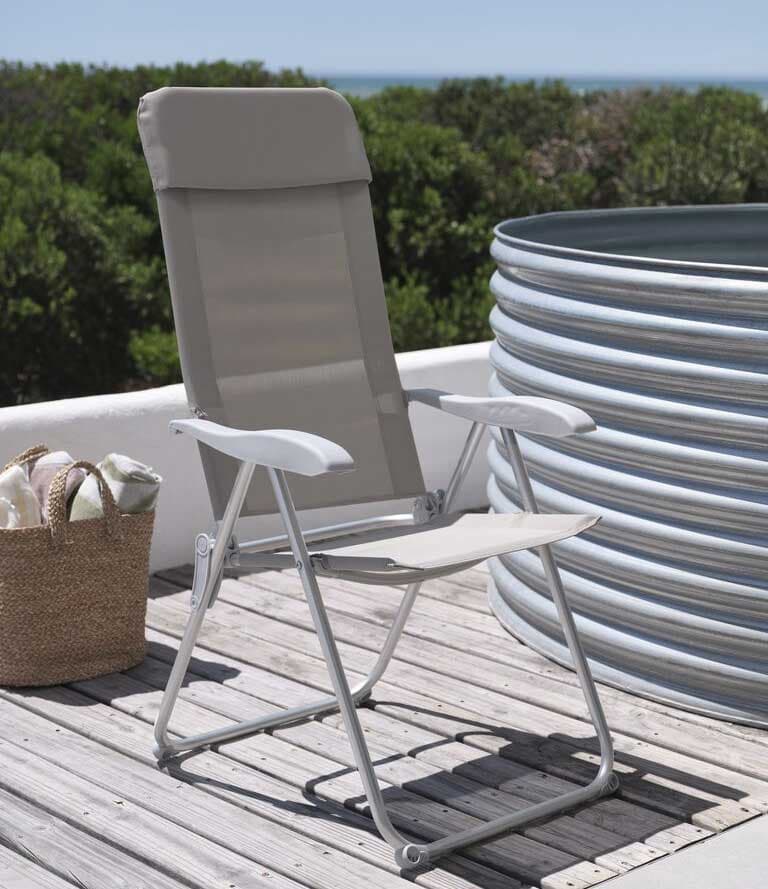 Sklopiva stolica za plažu – Vaša prva klasa u prirodi