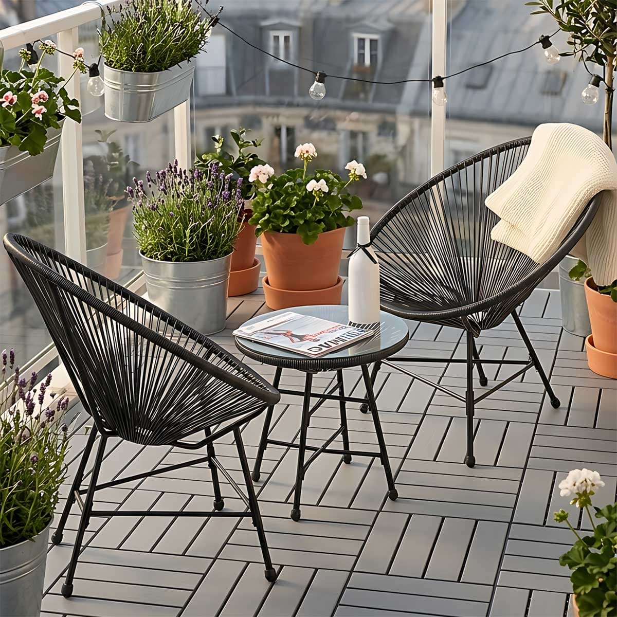 Balkonska Ratan Garnitura - 2 Fotelje i Sto sa Ratan Bordurom Surryo