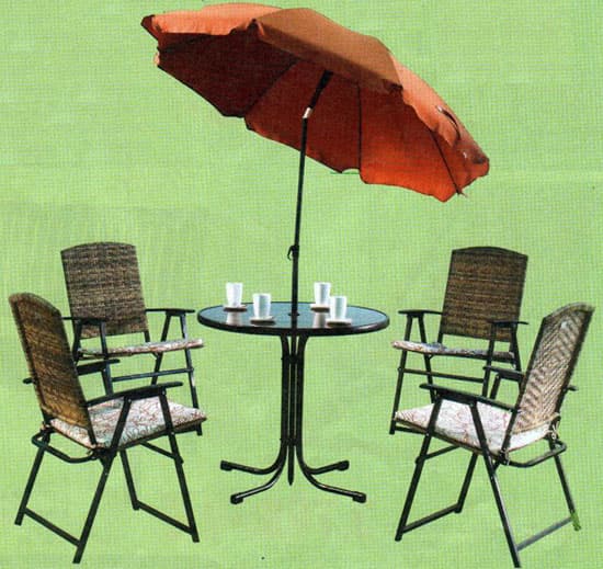 Baštenska garnitura komplet sa suncobranom