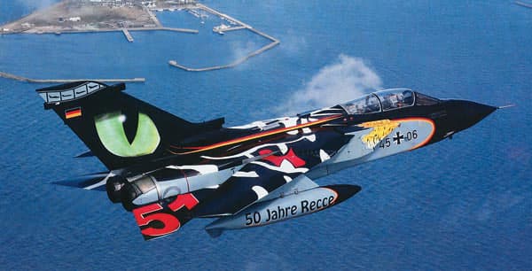 Revell maketa Tornado Tigermeet - Eye ot the Tiger RV04695/120