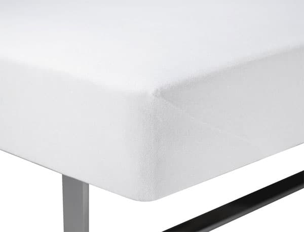 Čaršav frotir 140/150x200x40 bele boje