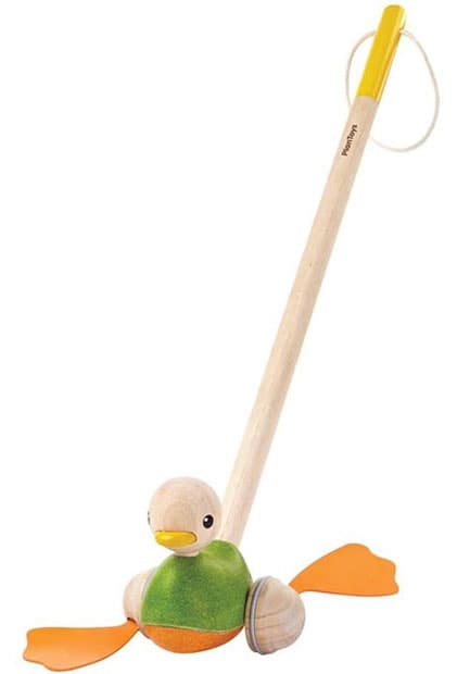 Plan Toys Drvena igračka guralica Patka 5626