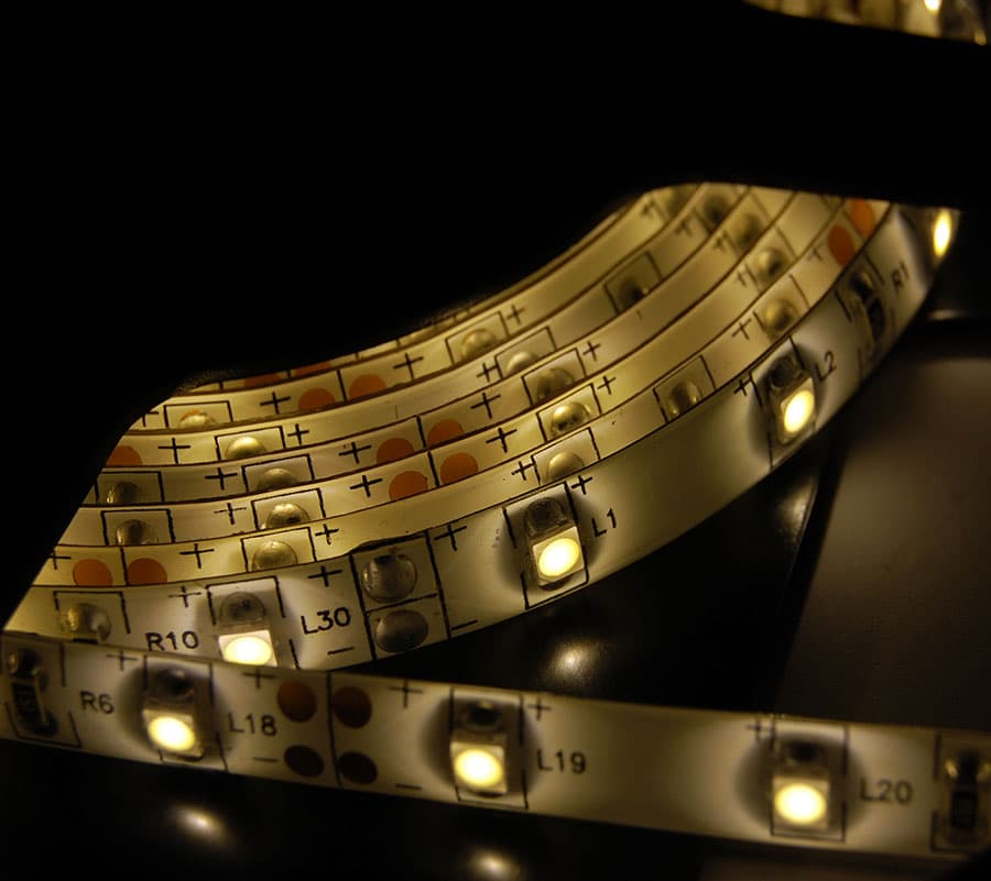 LED Traka Za Spoljnu i Unutrašnju Upotrebu 3 m Toplo Bela