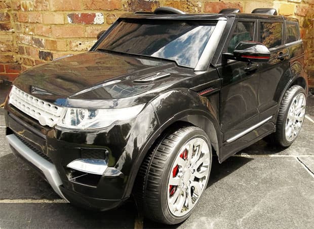 Auto na akumulator 209 R/C crni