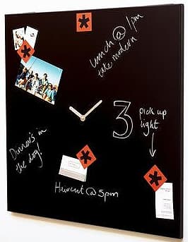 BlackAndBlum tabla za poruke sa satom - TimeSquare