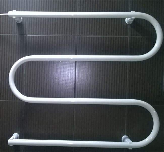 Električni zidni sušač peškira 100W