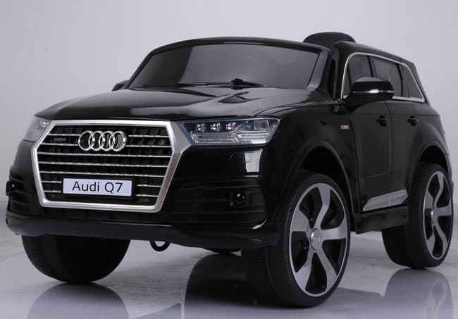 Dečiji automobil na akumulator A-Q7 213 crni