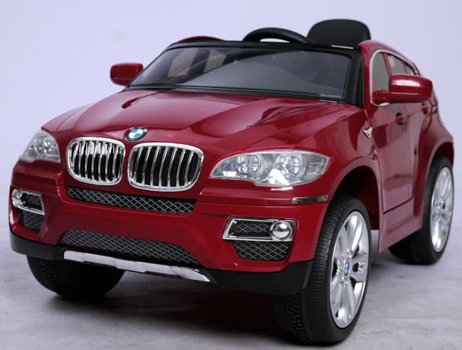 Automobil na akumulator BMW X6 crveni