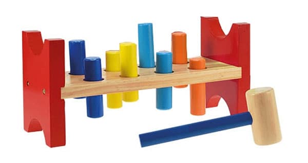 Toi Toys Drvena igračka Zabij Klin 36598