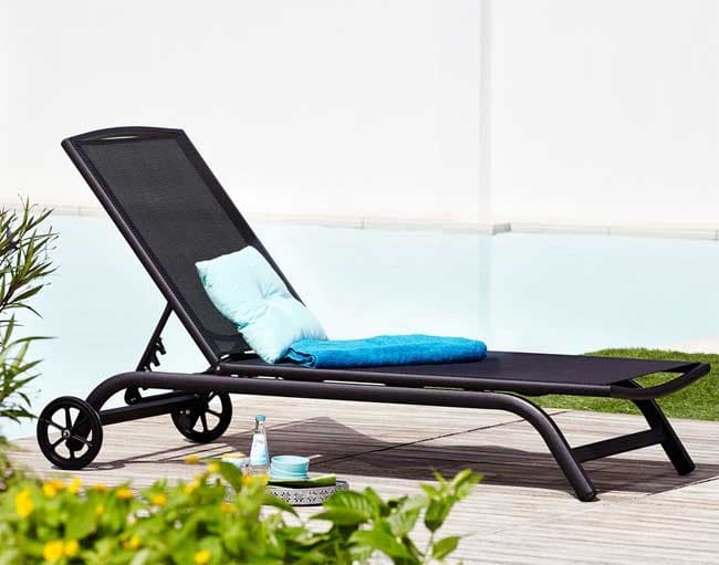 Ležaljka za sunčanje sa točkovima