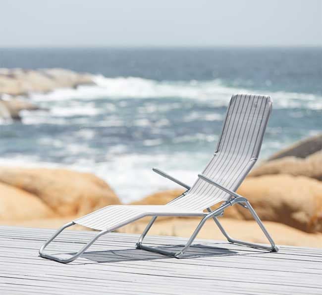Sklopiva ležaljka Camper za dvorište ili plažu Siva