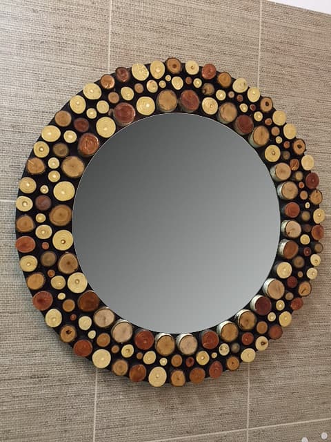 Ogledalo za kupatilo sa tikovinom