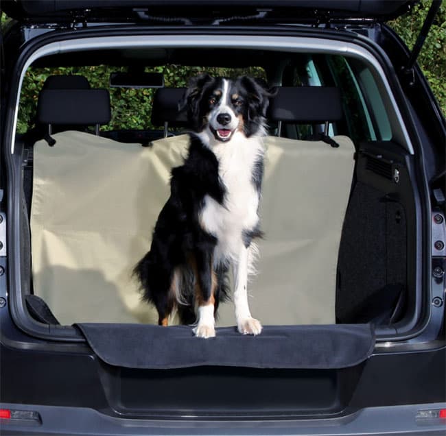 Zaštita za gepek prilikom vožnje pasa - pokrivač sa zipom - Trixie 13238