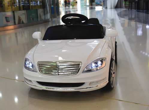 Dečiji automobil na akumulator 232 beli