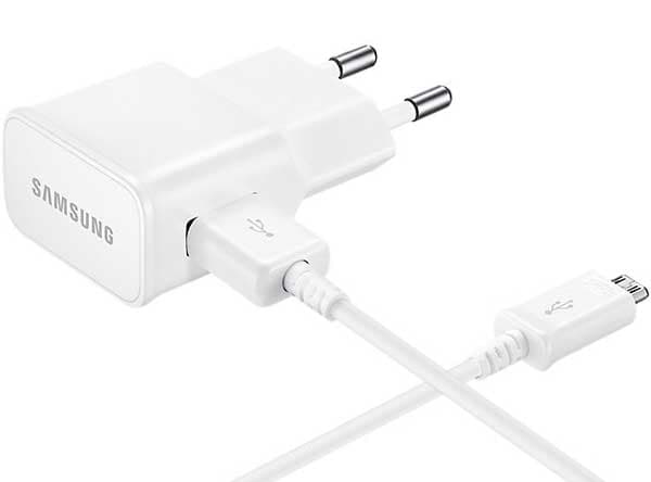 Samsung Zidni punjač Micro USB 2A 15W EP-TA20-EWEU