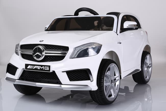Dečiji automobil na akumulator Mercedes A 45 AMG Beli