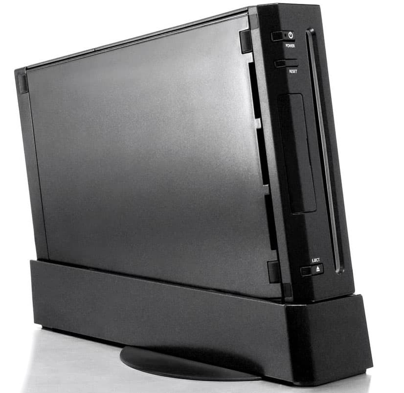 Nintendo Wii + Wii Sports + Wii Sports Resort + Remote Plus - Crna boja