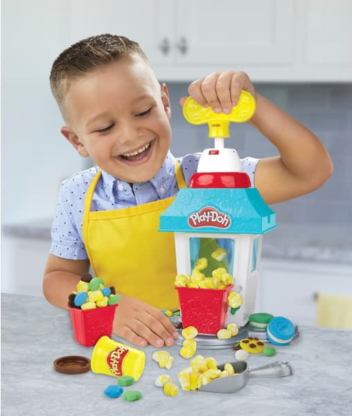 PLAY DOH Set za modelovanje Kuhinjica Aparat za KOKICE E5110