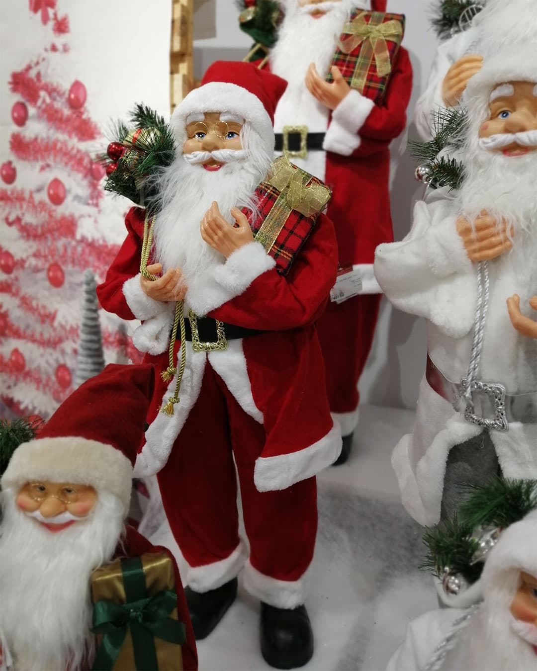 Deda Mraz Figura Christopher New 90 cm - Red