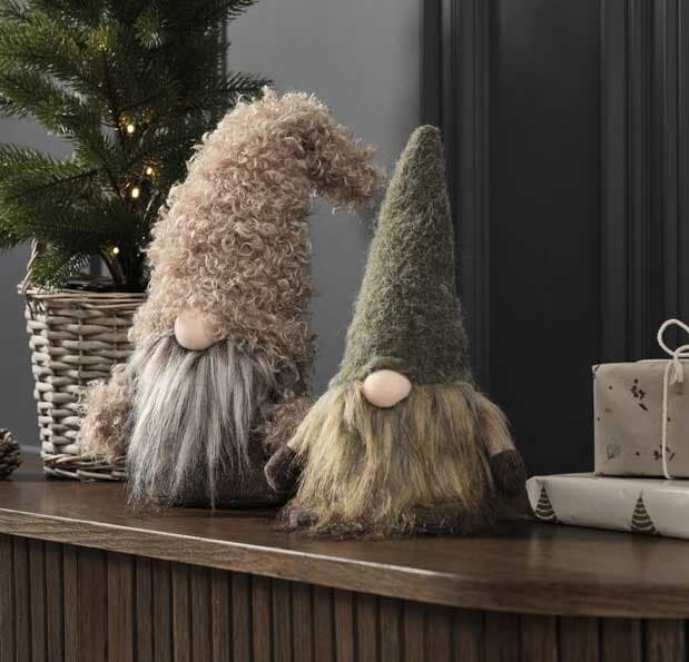 Novogodišnji vilenjak V41cm Assorted 1kom.