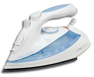 Clatronic DB 3061 - Električna pegla na paru