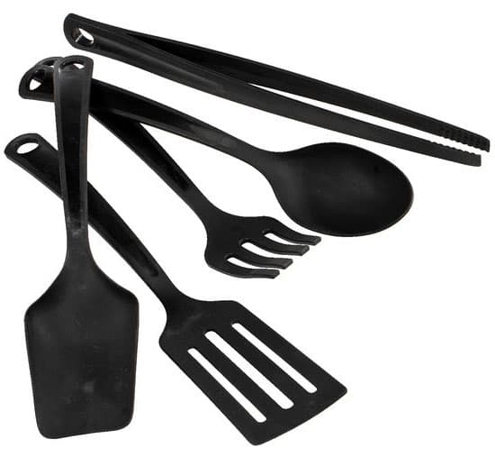 Kuhinjski set NAVA 30cm 5kom crna